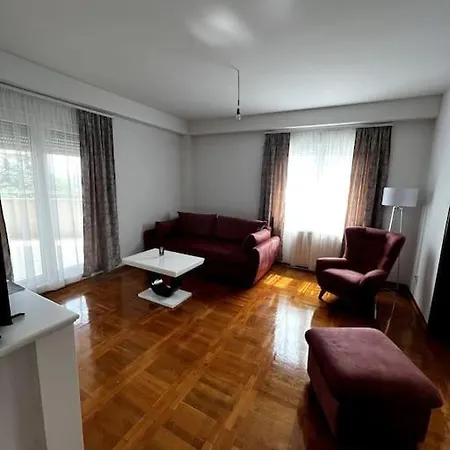 Biser Apartment
