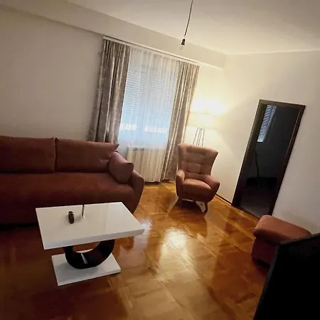 Apartment Biser